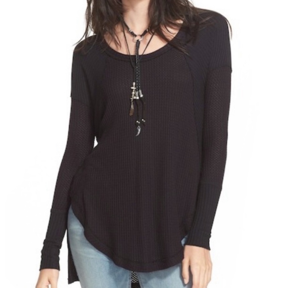 Jolie Black Long Sleeved Thermal Waffle Knit High Low Top Shirt Ventura